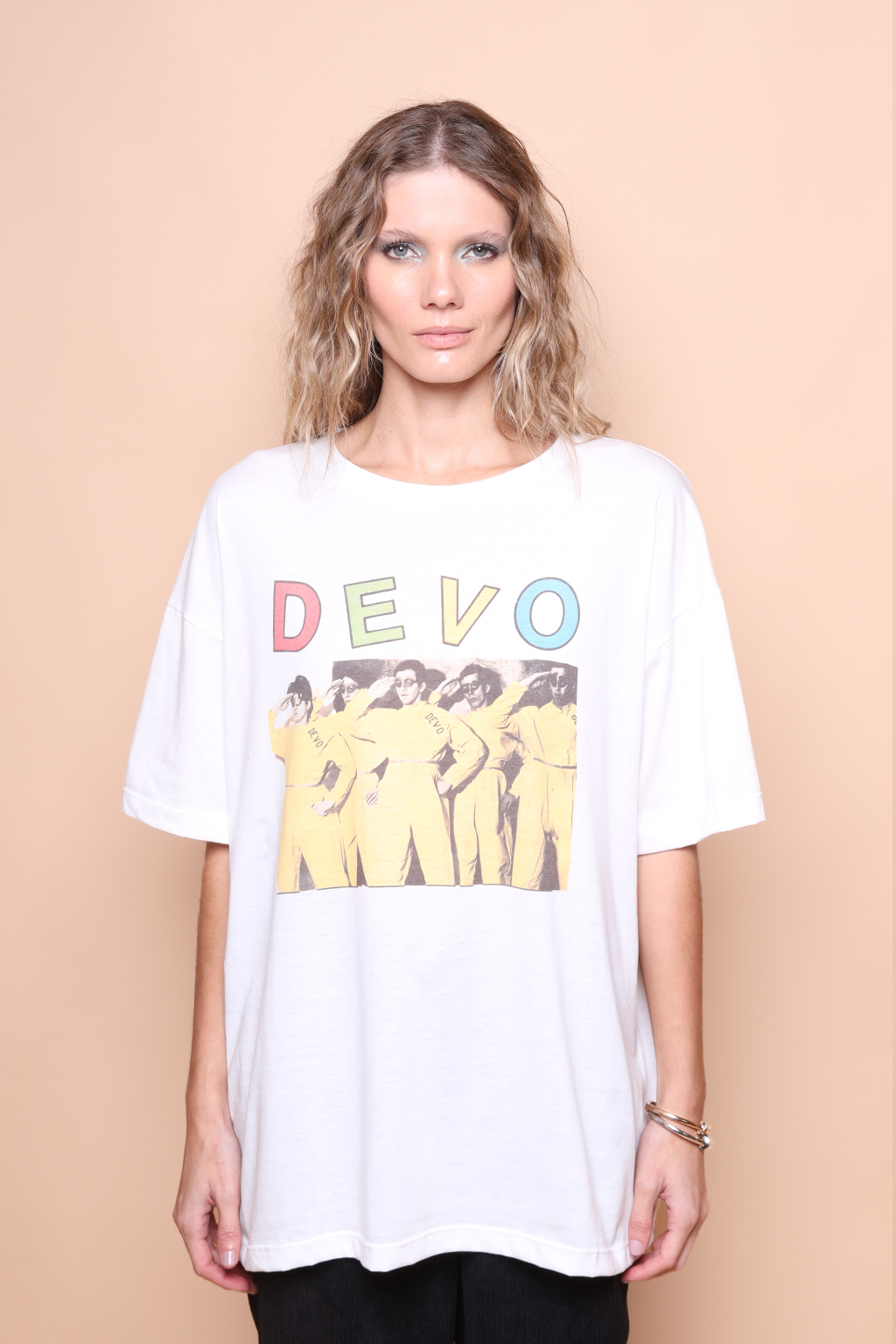 Camiseta oversize estampada Devo
