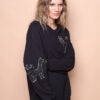 Blusão oversize preto estampado Lhamas