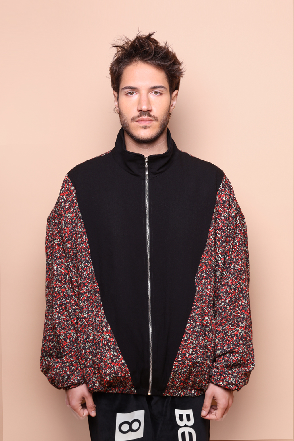 Jaqueta oversize recortes estampada Células