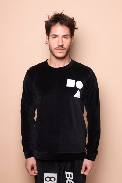 Blusão plush preto Formas