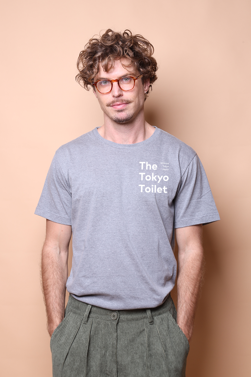 Camiseta cinza estampada Tokyo Toilet