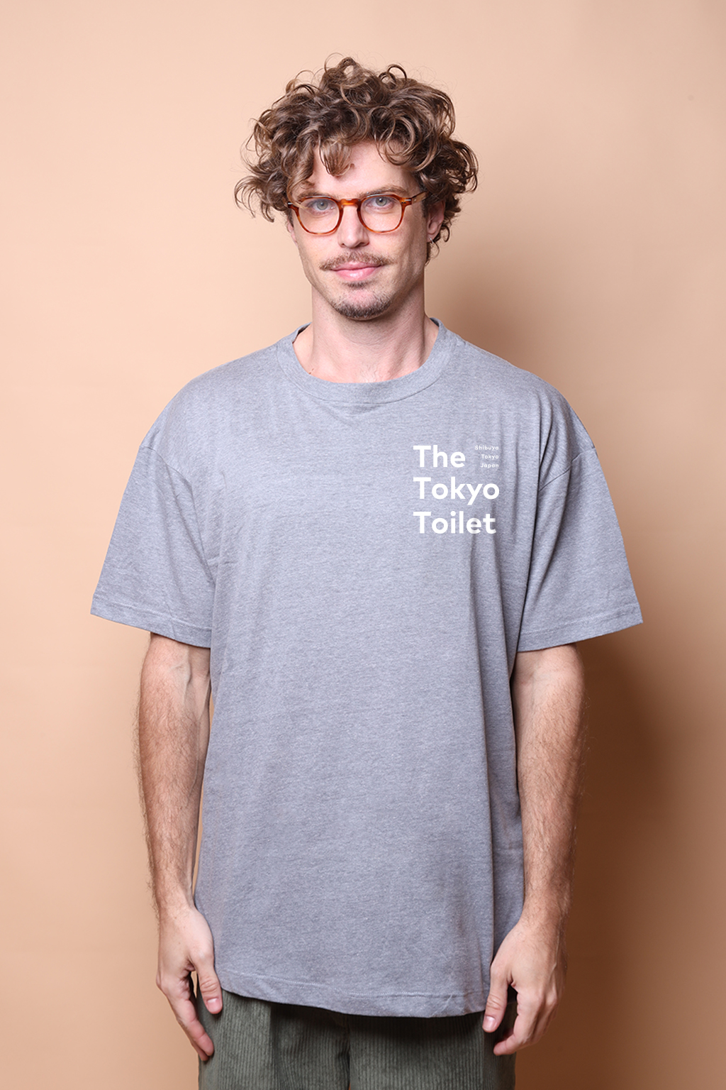 Camiseta cinza estampada Tokyo Toilet
