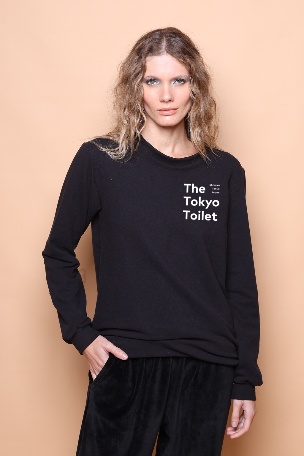 Blusão preto estampado Tokyo Toilet