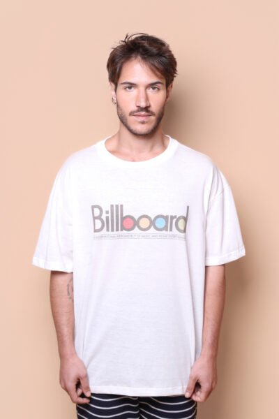 Camiseta oversize estampada Billboard