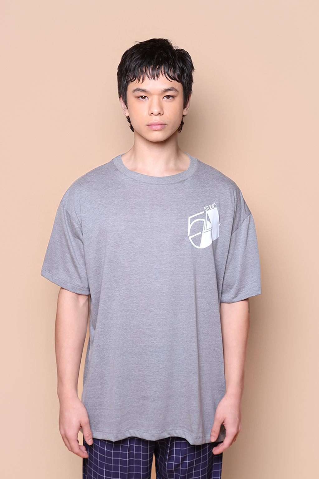 Camiseta oversize cinza estampada Studio 54
