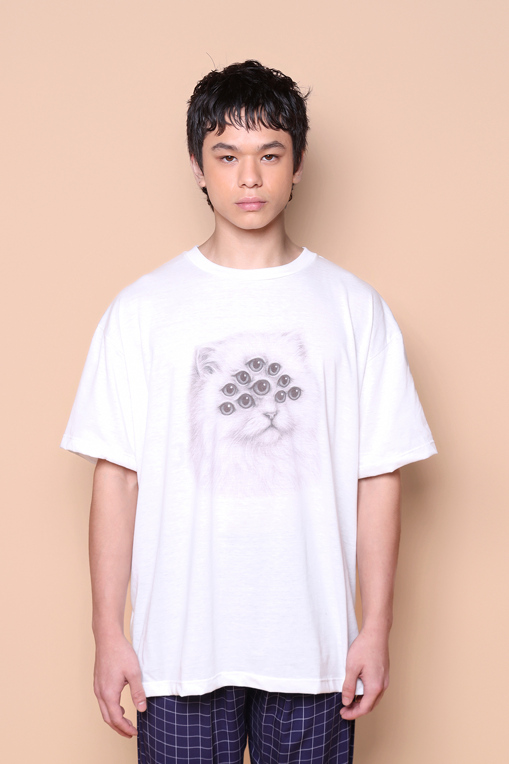 Camiseta oversize estampada Gato Aranha