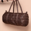 Bolsa puffer cilindro academia marrom