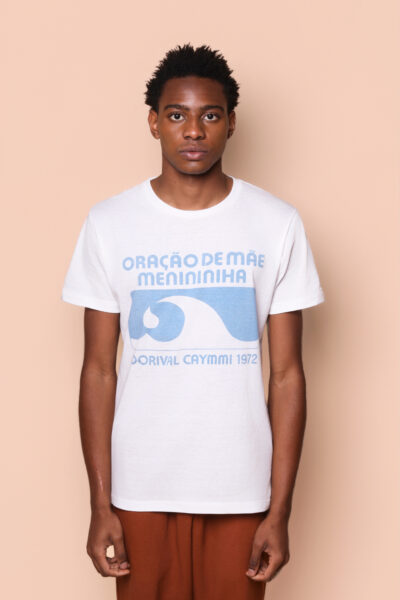 Camiseta estampada Oração de Mãe Menininha