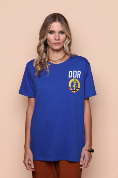 Camiseta azul estampada DDR