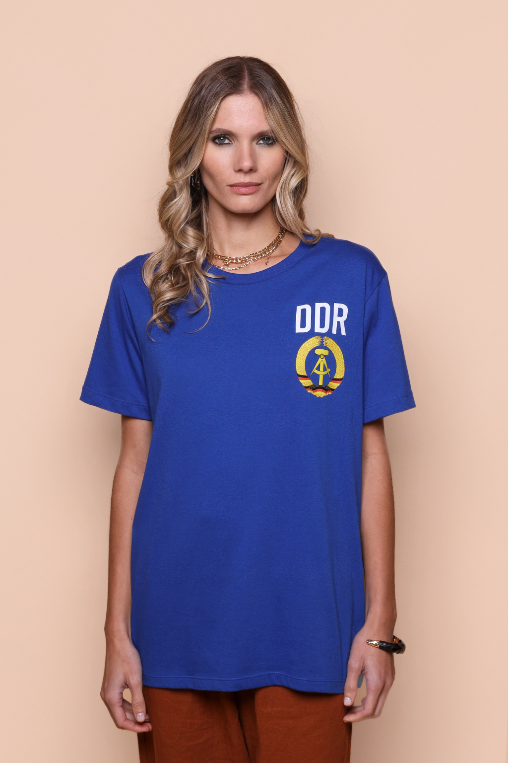 Camiseta azul estampada DDR
