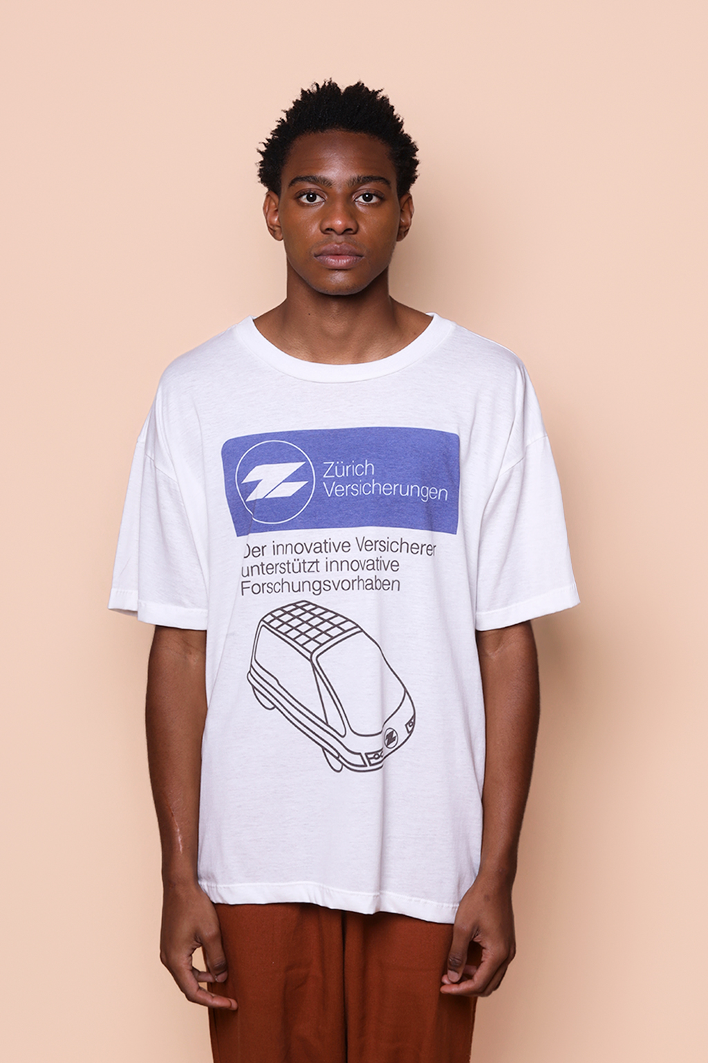 Camiseta oversize estampada Zurich Seguros