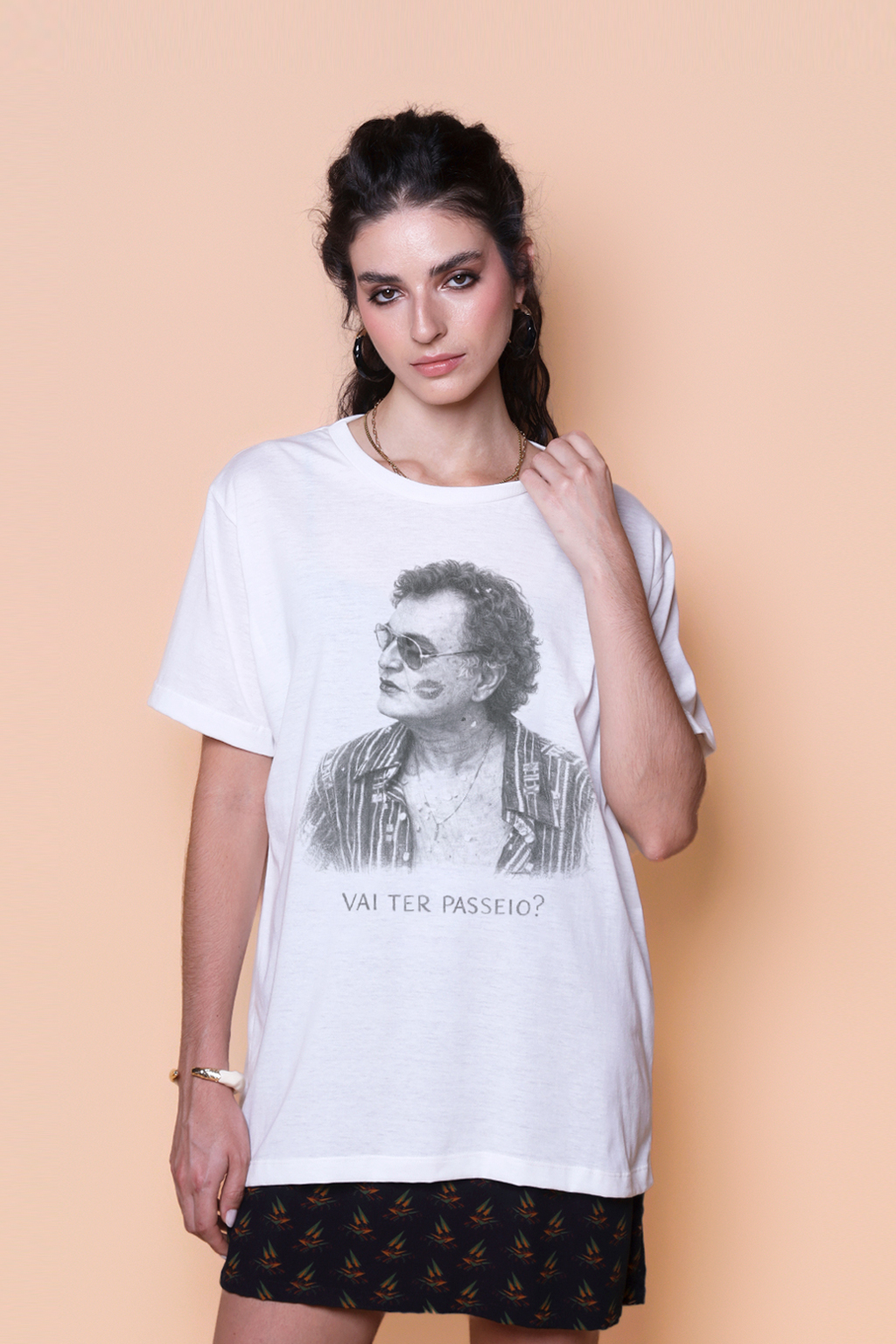 Camiseta collab O Agente Secreto Robério Diógenes