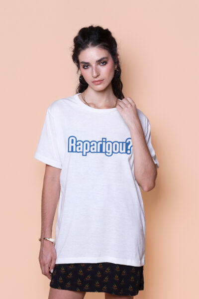 Camiseta collab O Agente Secreto Raparigou?