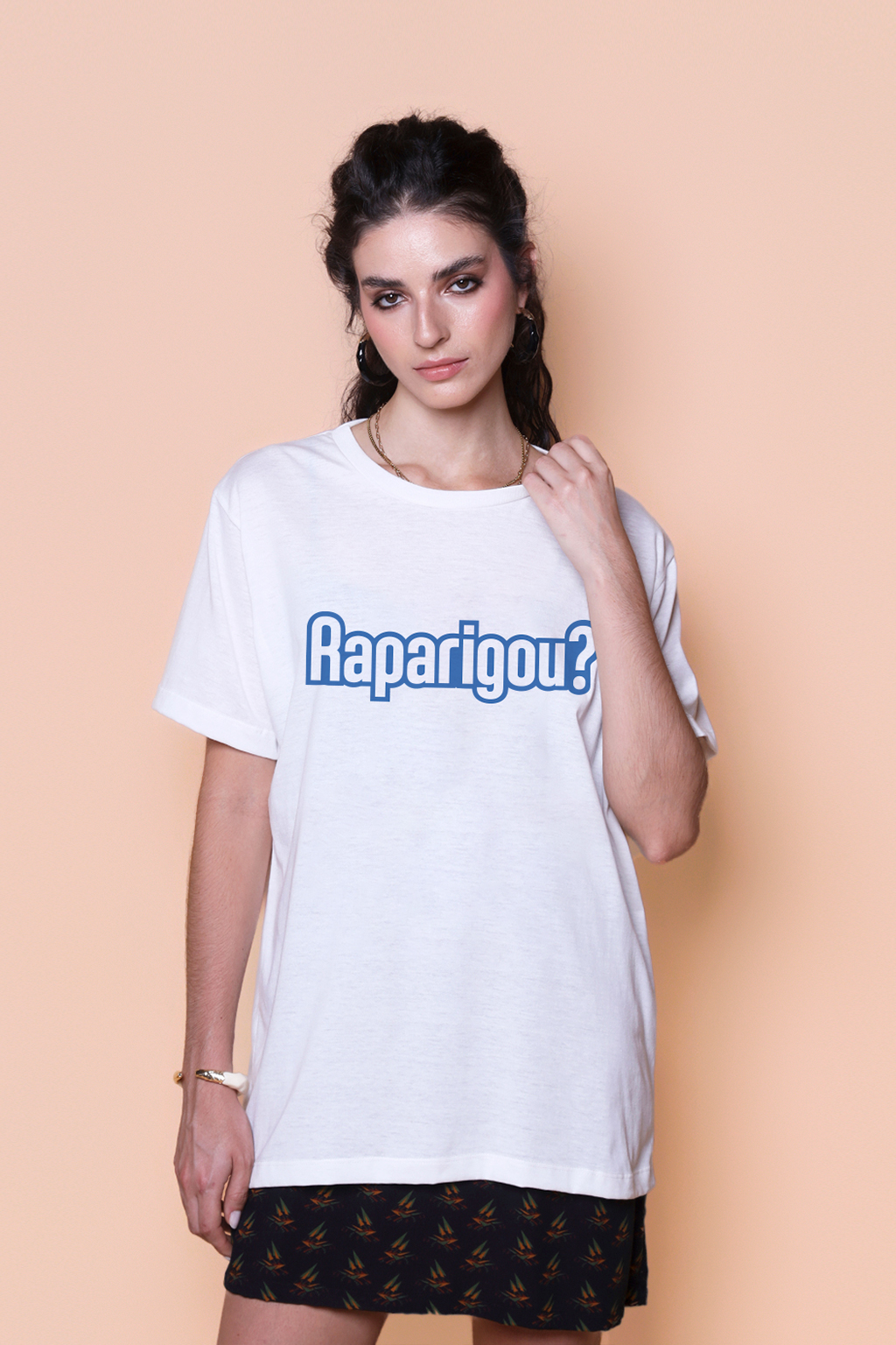 Camiseta collab O Agente Secreto Raparigou?