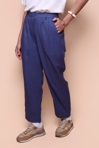 Calça alfaiataria linho azul