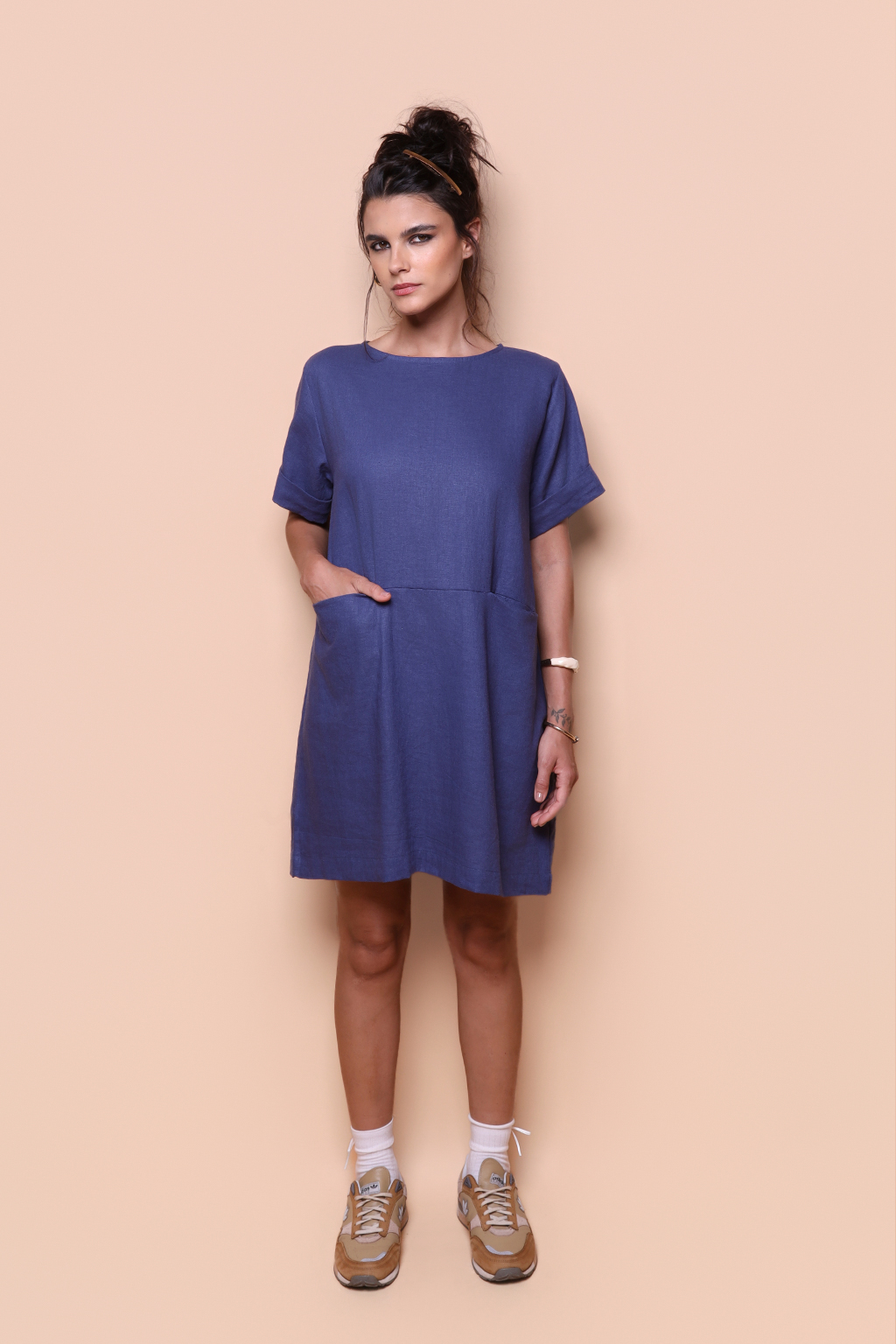 Vestido dois bolsos linho azul