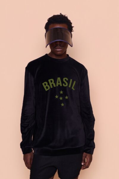 Blusão oversize plush preto Brasil