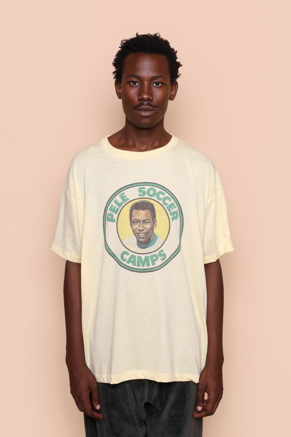 Camiseta oversize amarela Pelé Soccer Camps