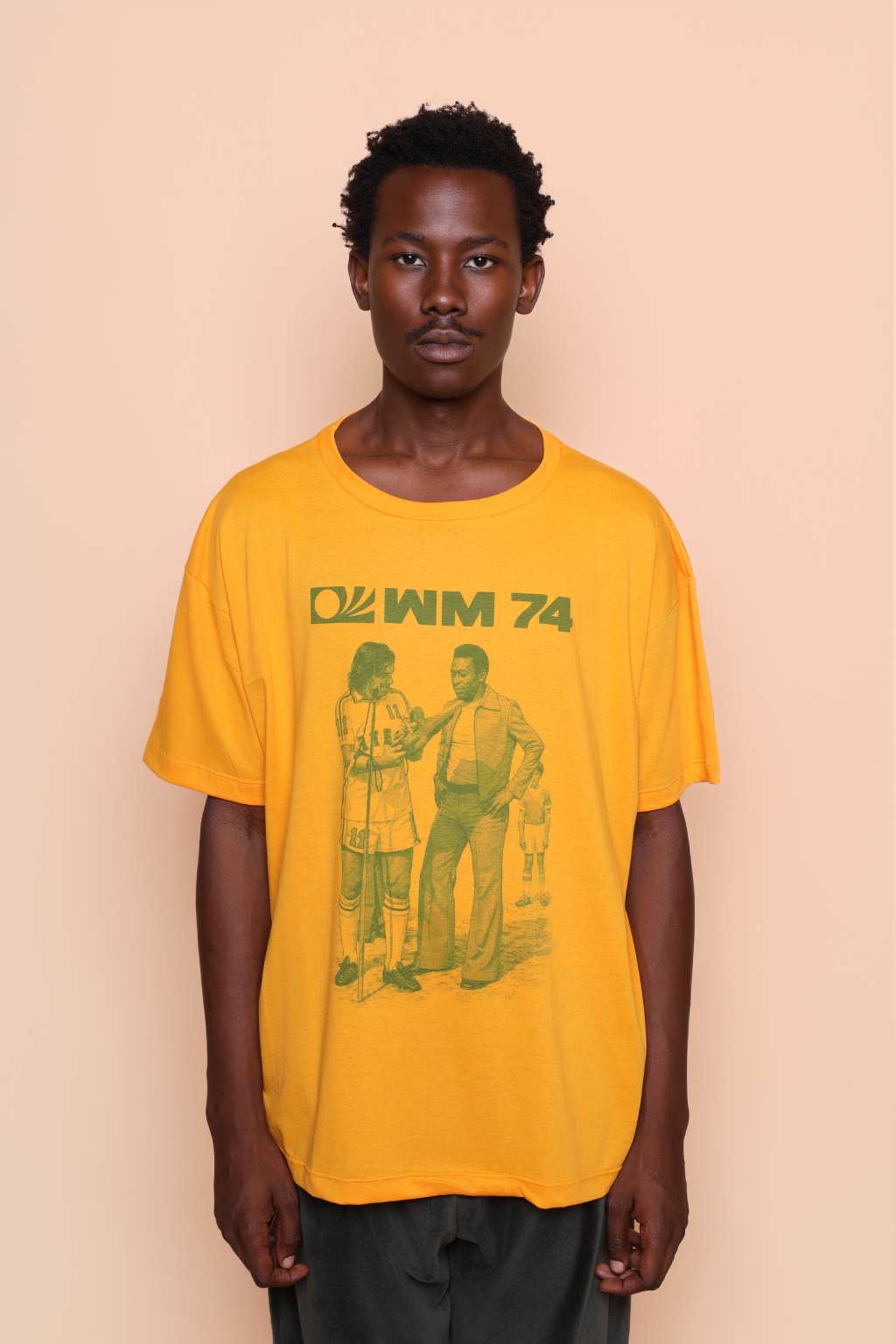 Camiseta oversize amarela Alemanha 74