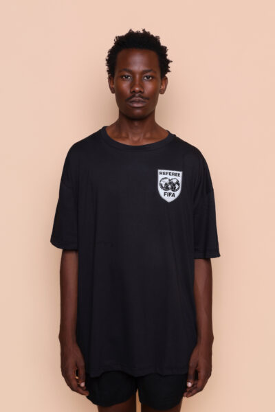 Camiseta oversize preta Árbitro