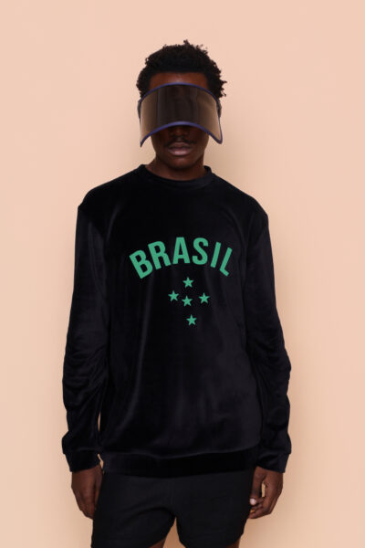 Blusão oversize plush preto Brasil