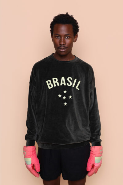 Blusão oversize plush verde militar Brasil