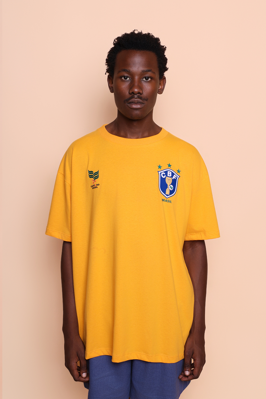 Camiseta oversize algodão amarela Seleção de 82