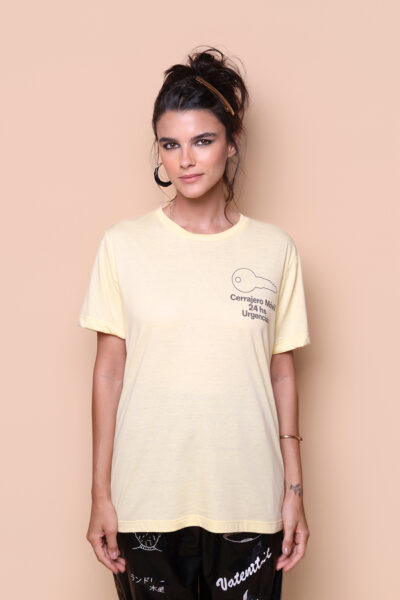 Camiseta amarela estampada Cerrajero