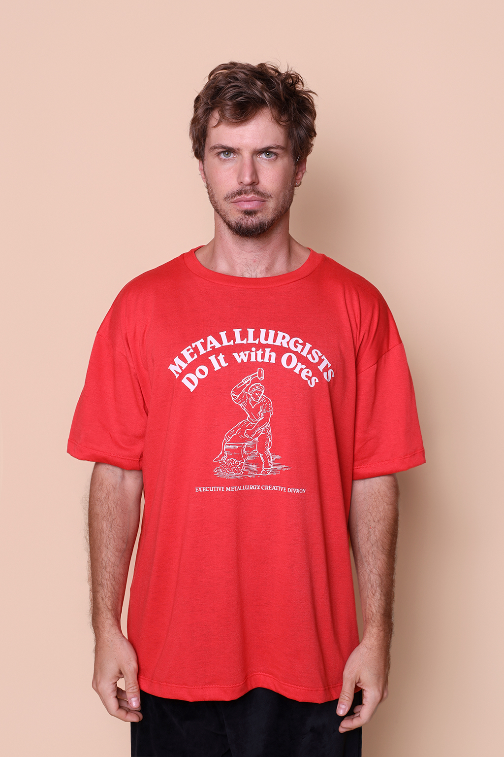 Camiseta oversize vermelha estampada Metalllurgists
