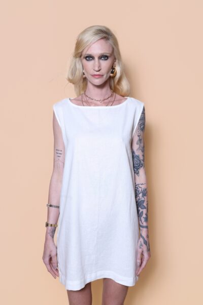 Vestido regata curto linho off-white